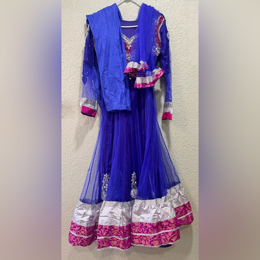 Anarkali - Picture 4 of 5